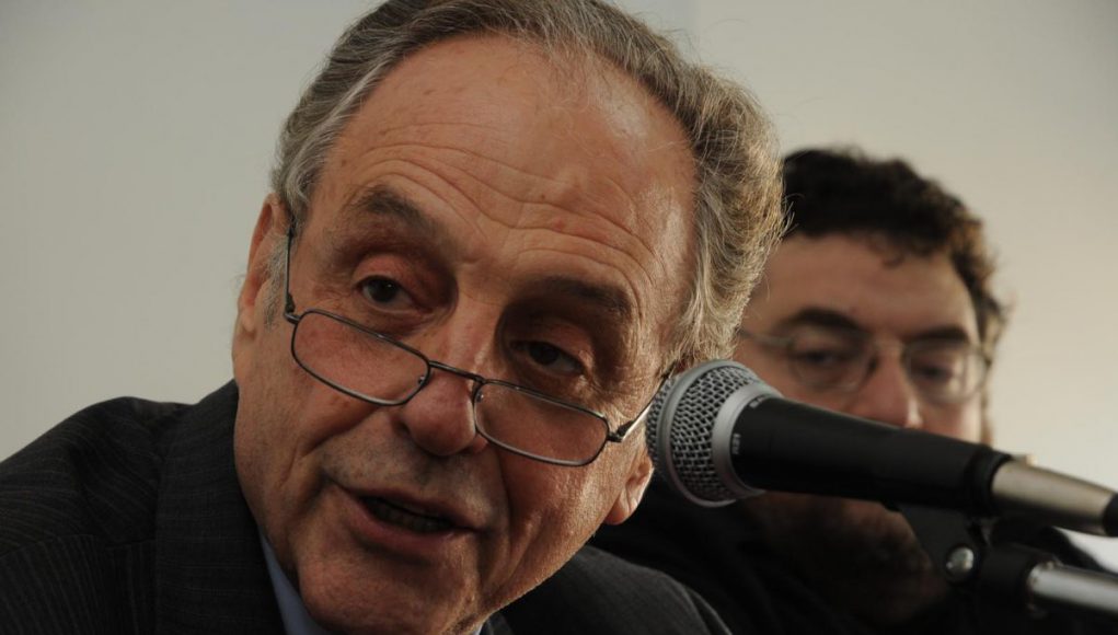 Carlos Heller