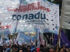 Docentes universitarios inician un paro de 48 horas