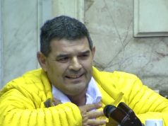 La oposición tildó de «bochorno» la fallida sesión contra los tarifazos