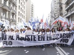Marcha nacional de antorchas por Corina, Sandra y Rubén