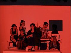 De vez en cuando me derrumbo, una obra de teatro militante