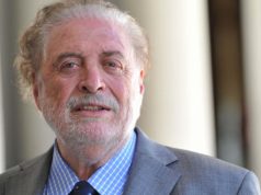 Ginés González García: «Los medicamentos no tienen precio, se lo ponen»