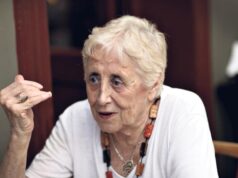 Stella Calloni: «Festejamos al heroico pueblo boliviano»