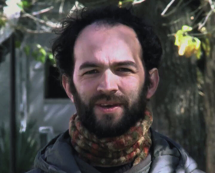 Guillermo-amarilla-mol_opt