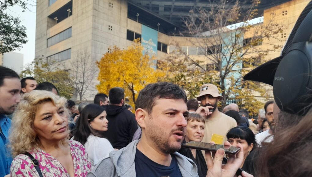 09A2870B-A1FB-4875-AFCE-5ED7E97AF4AB